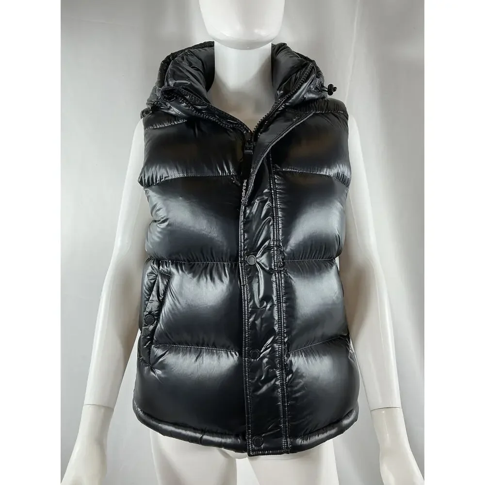 Aritzia Black Puffer Vest - Picture 2 of 4